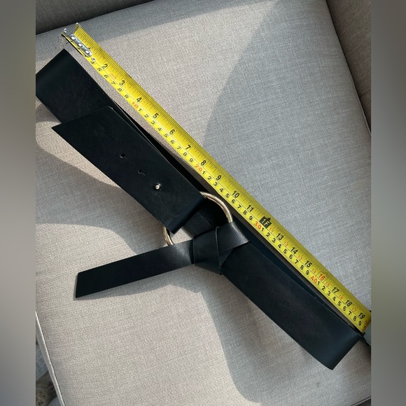 Anne Klein Synthetic Leather Black And Gold Tone Belt - Picture 5 of 5